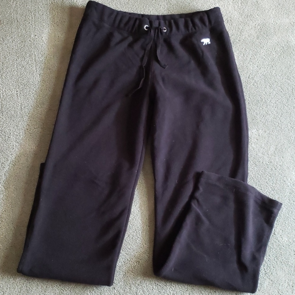 EUC Predator Sz M black polar fleece pants